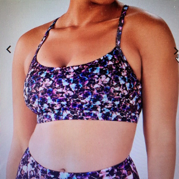 Fabletics medium support pattern bra - Picture 3 of 3